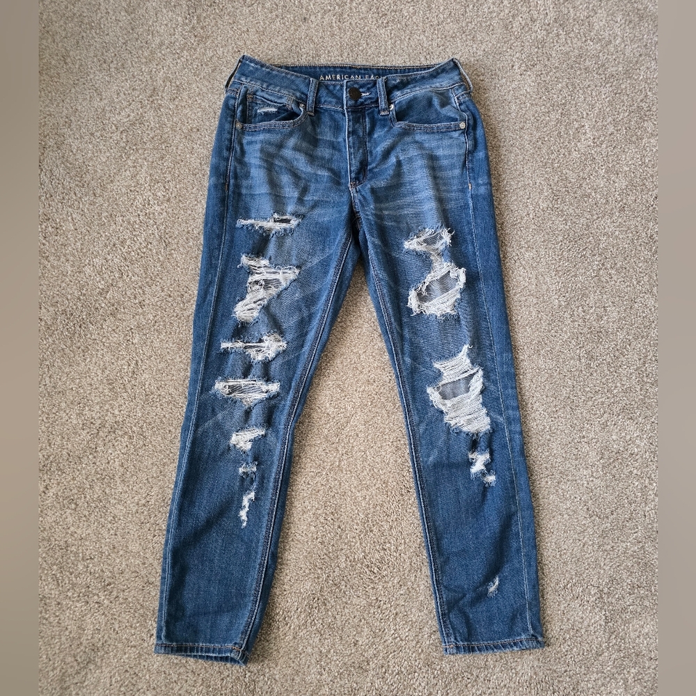 American Eagle Outfitters Tom Girl Distressed Blue Jeans Sz 2 Short